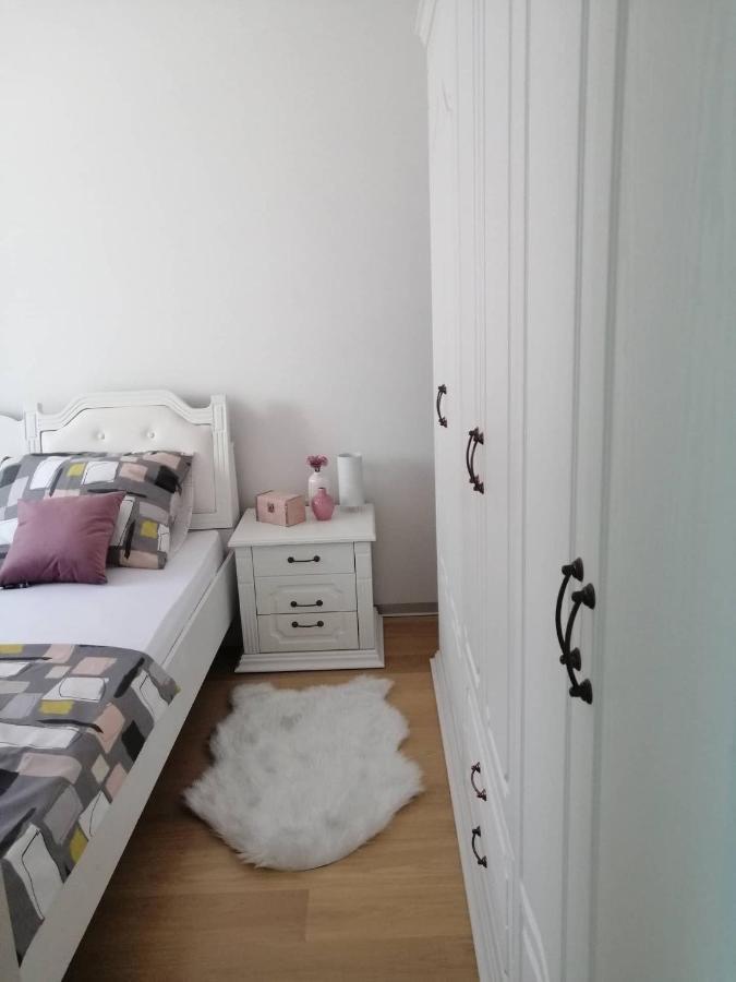Апартаменти Apartman Natali*** Вараждин Екстер'єр фото