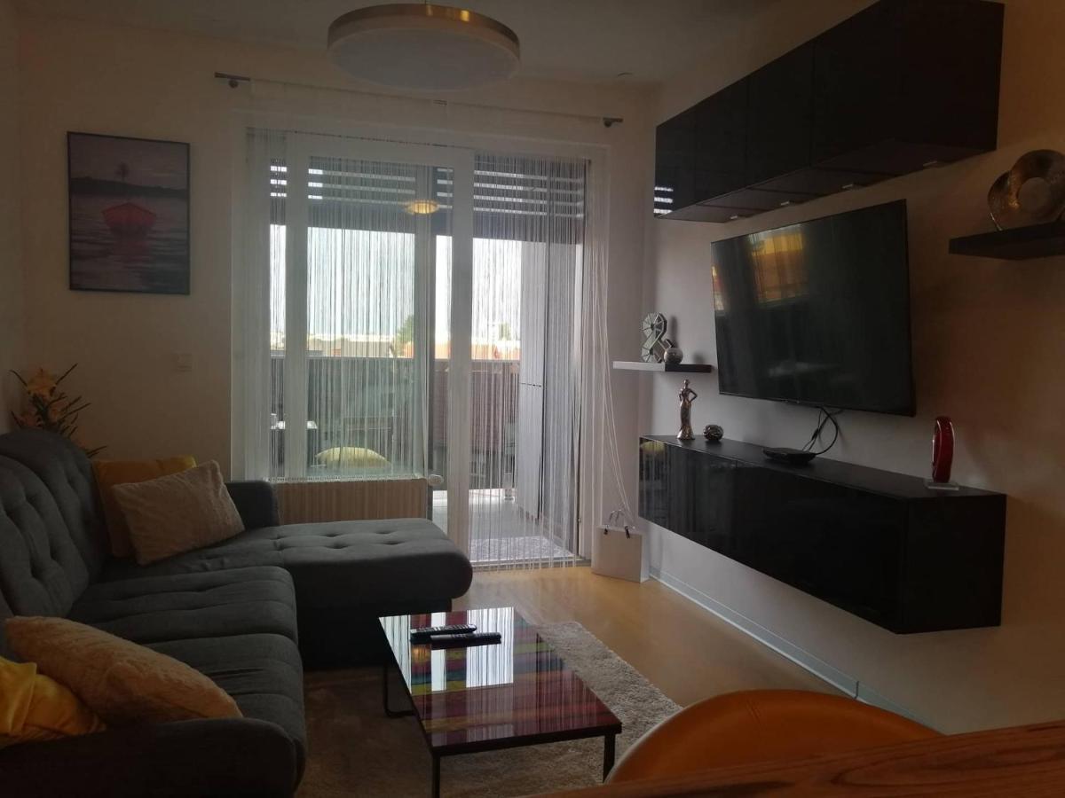 Апартаменти Apartman Natali*** Вараждин Екстер'єр фото