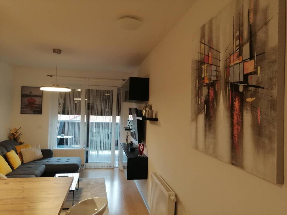 Апартаменти Apartman Natali*** Вараждин Екстер'єр фото