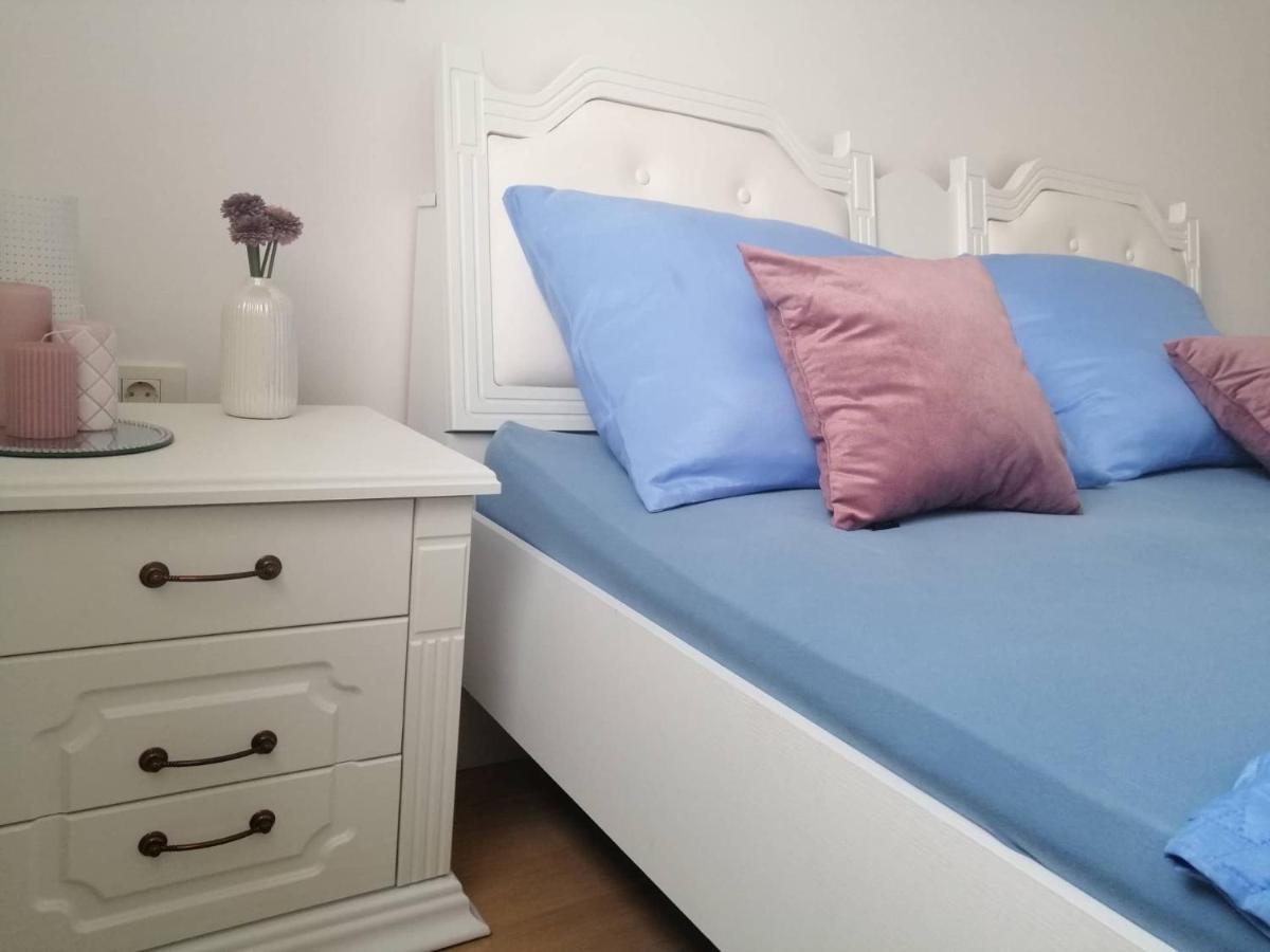 Апартаменти Apartman Natali*** Вараждин Екстер'єр фото